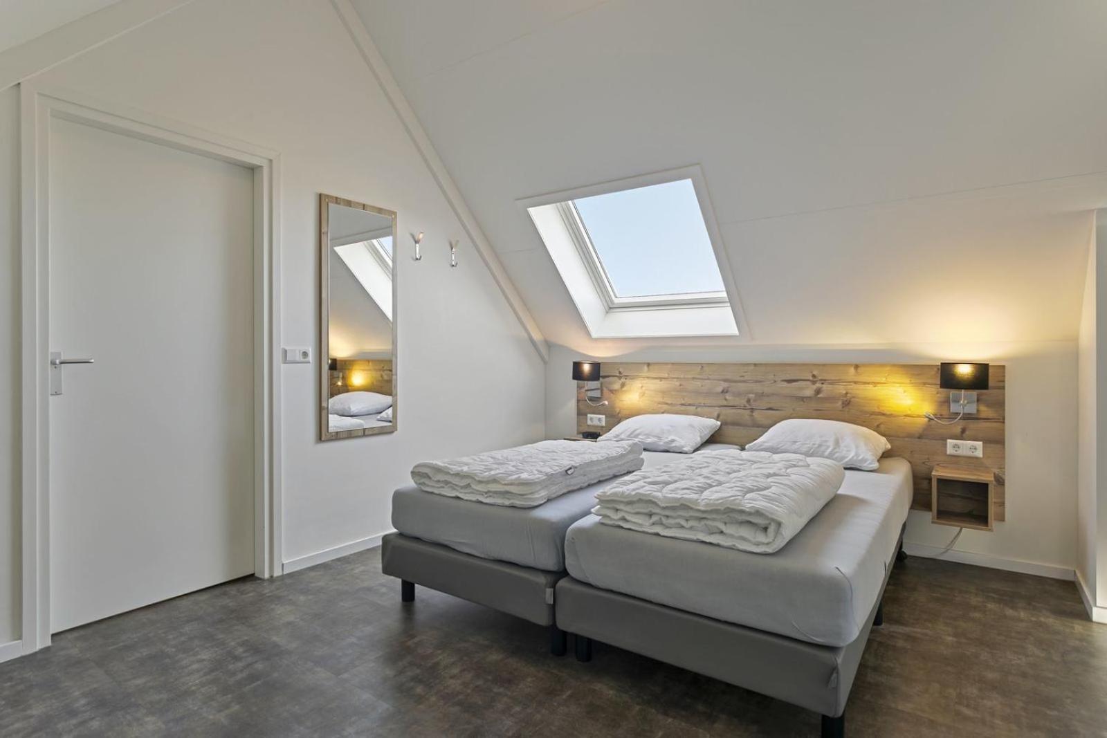 Mastlo: Spacious 10-person Garden Retreat Near *
